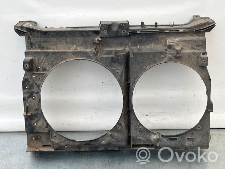 Citroen C8 Jäähdyttimen kehyksen suojapaneeli 84092080