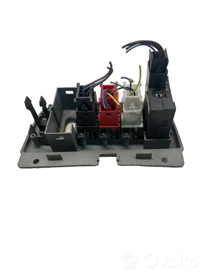 Renault Scenic I Seat heating switch 7700432429