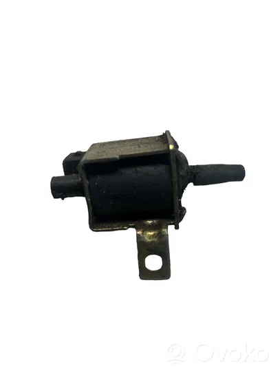 Audi A6 S6 C5 4B Solenoidinis vožtuvas 028906283