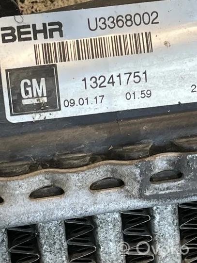 Opel Insignia A Välijäähdyttimen jäähdytin 13241751