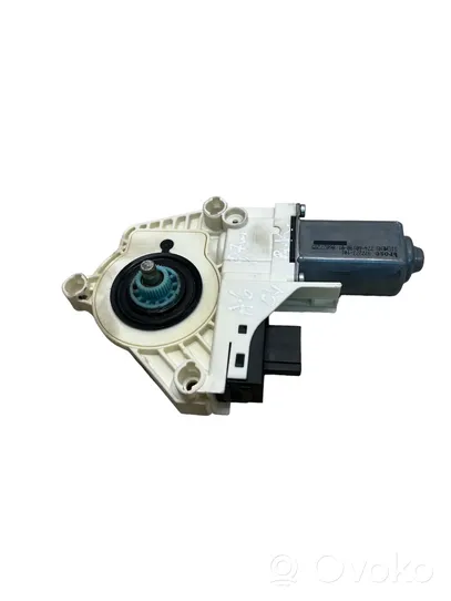 Audi A6 Allroad C6 Front door window regulator motor 4F0959901D