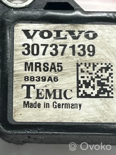Volvo V50 Turvatyynyn törmäysanturi 8839A6