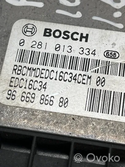 Peugeot 5008 Calculateur moteur ECU 0281013334