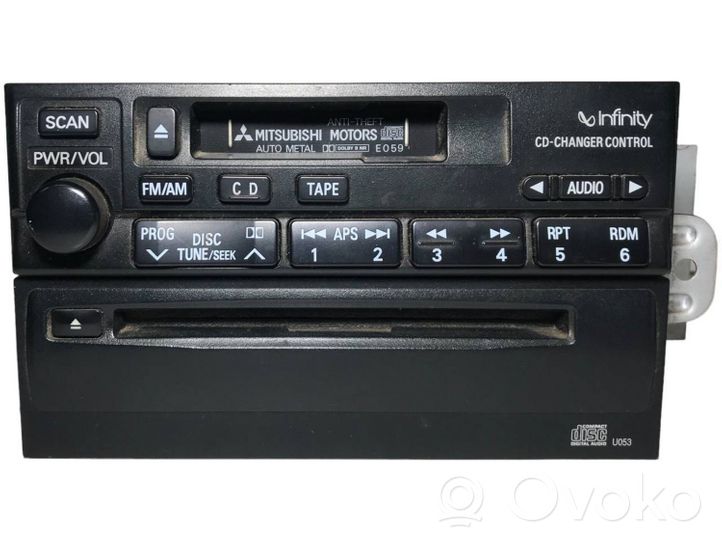 Mitsubishi Colt Unité principale radio / CD / DVD / GPS MR337271
