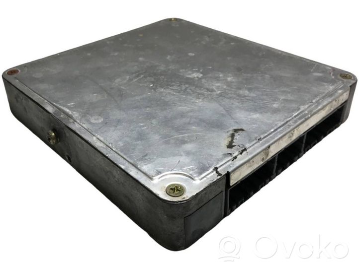 Toyota Camry Sterownik / Moduł ECU 8966135750