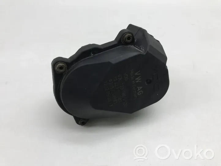 Volkswagen Golf V Attuatore/motore della valvola del collettore di aspirazione 03L129086