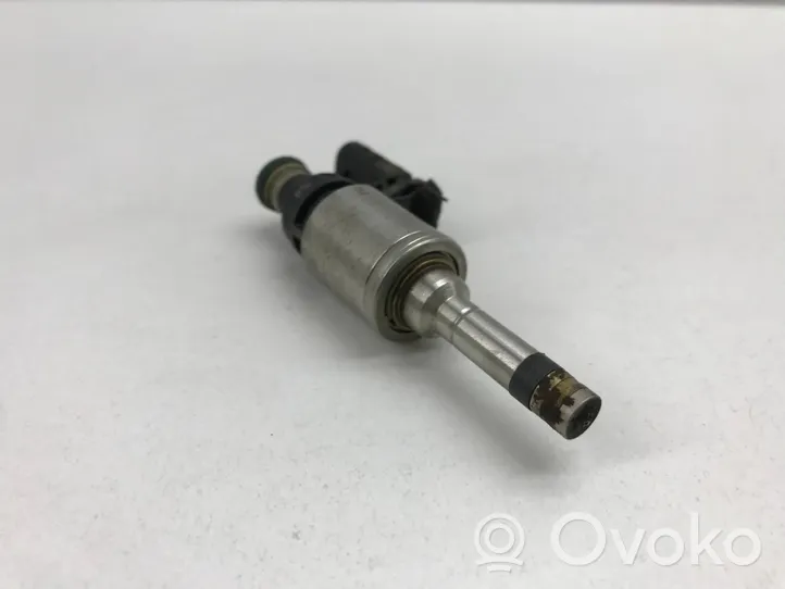 Volkswagen Golf VII Fuel injector 04E906036AE