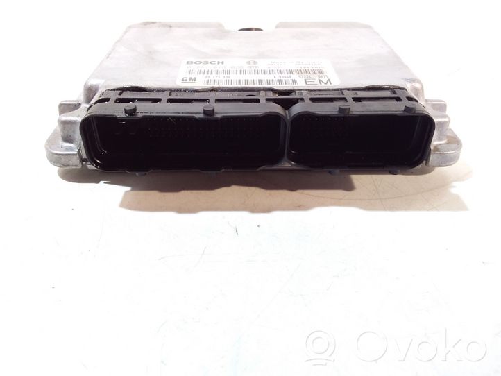 Opel Frontera B Calculateur moteur ECU 0281010026