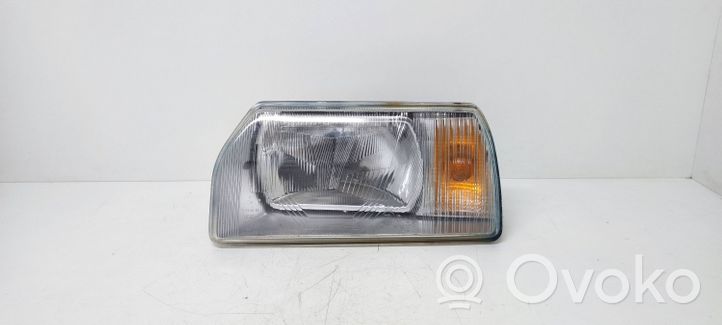 Skoda Favorit (781) Lampa przednia 443311782102