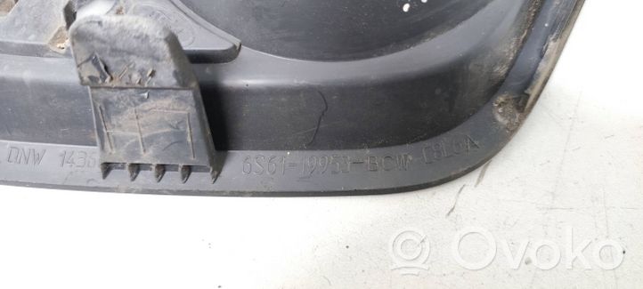 Ford Fiesta Verkleidung Nebelscheinwerfer / Gitter vorne 6S6119953BCW