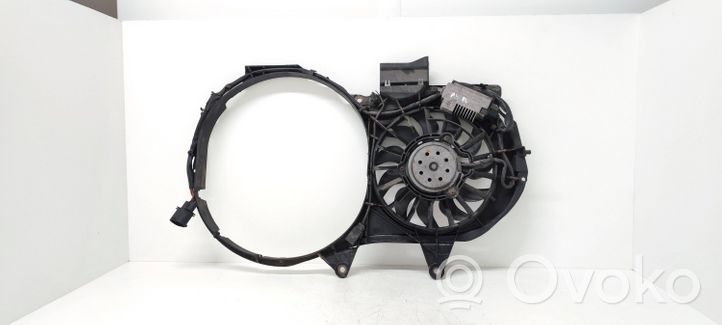 Audi A4 S4 B6 8E 8H Ventilatore di raffreddamento elettrico del radiatore 8E0121205T