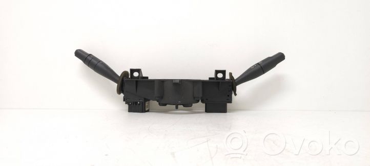 Peugeot 206 Leva/interruttore dell’indicatore di direzione e tergicristallo 34394302