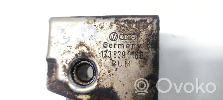 Audi 80 90 B2 Etuoven lukko 1Z3839016D