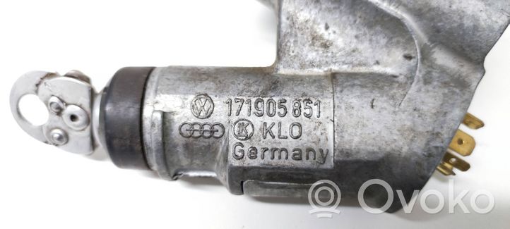 Audi 80 90 B2 Ignition lock 171905851