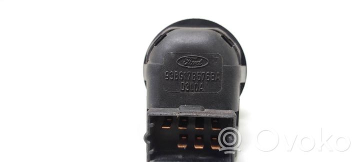 Ford Focus Sivupeilin kytkin 93BG17B676BA