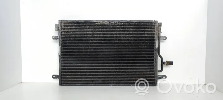 Audi A4 S4 B6 8E 8H Radiatore di raffreddamento A/C (condensatore) 8E0260401B