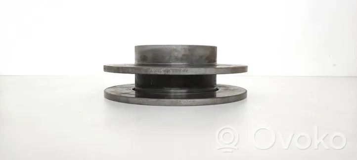 Volkswagen Jetta IV Rear brake disc C0355