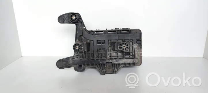 Audi A3 S3 8P Battery box tray 1K0915333C