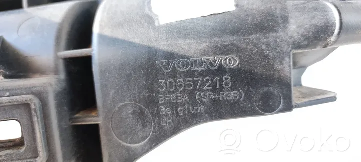 Volvo C30 Takapuskurin kannake 30657218