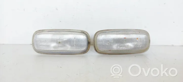 Audi A6 S6 C5 4B Front fender indicator light 