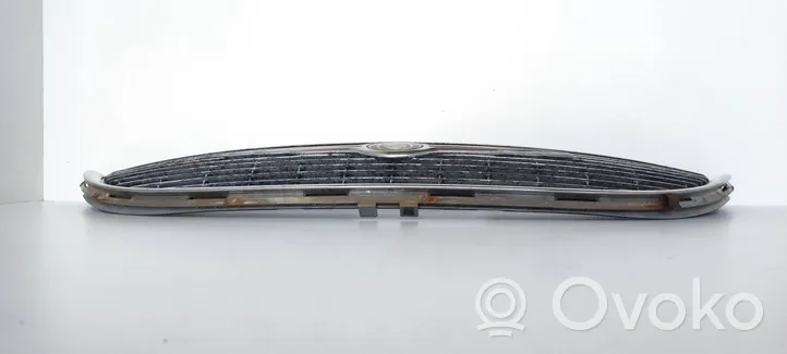 Chrysler Grand Voyager IV Grille de calandre avant 4857522AA