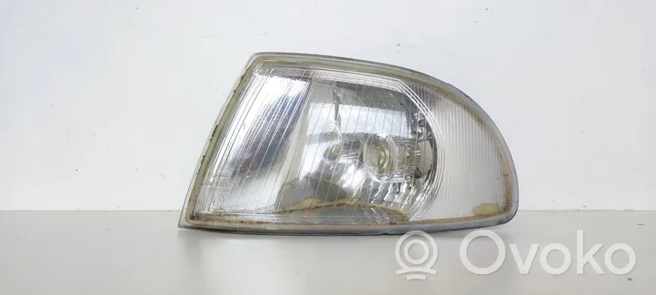 Audi A4 S4 B5 8D Front indicator light 