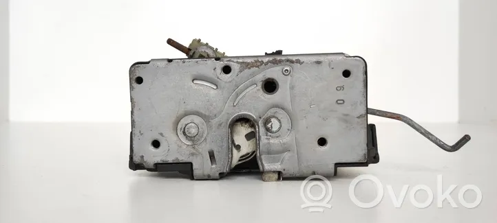 Opel Corsa D Zamek drzwi przednich 13258271