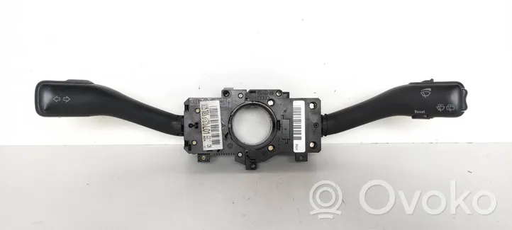 Audi A6 S6 C5 4B Interruptor/palanca de limpiador de luz de giro 8L0953513G