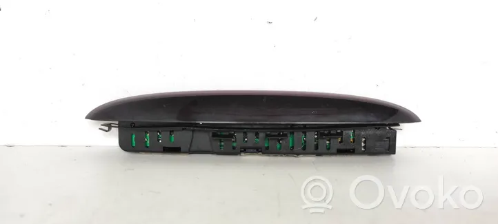 Mercedes-Benz E W211 Parking PDC sensor display screen A0015421923