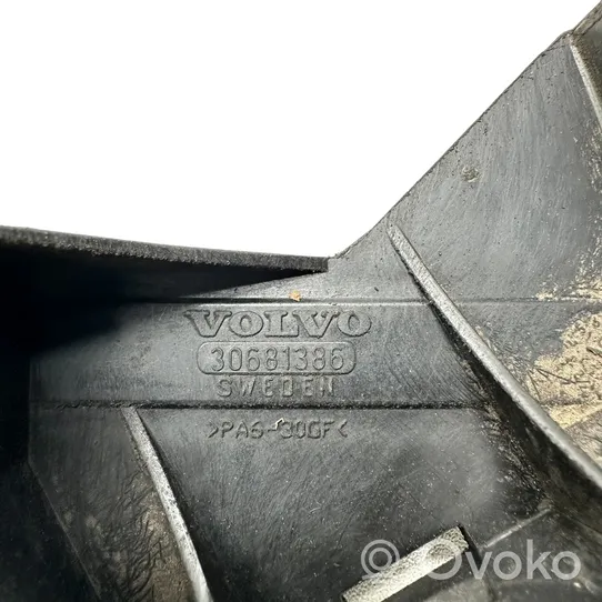 Volvo V50 Кронштейн кабеля переключения передач 30681386
