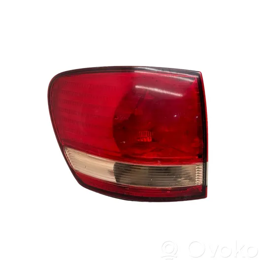 Toyota Avensis Verso Lampa tylna 