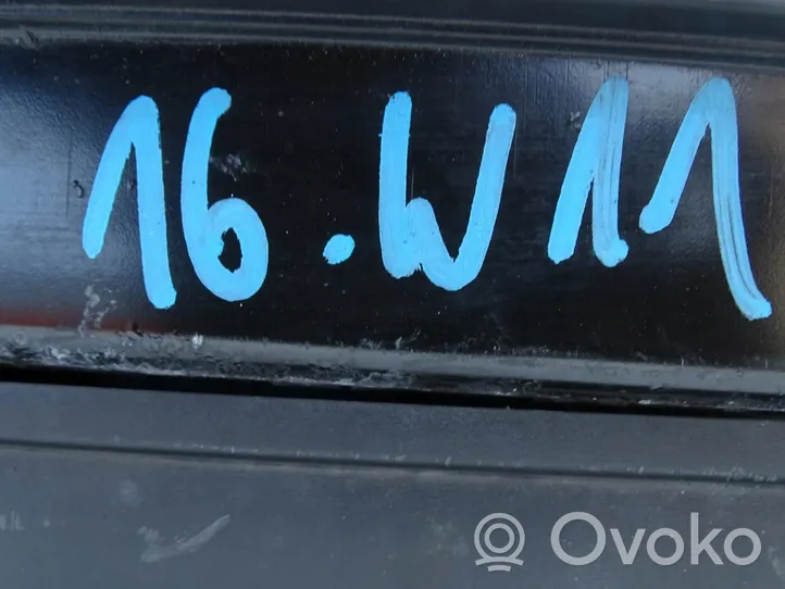 BMW X1 E84 Support de radiateur sur cadre face avant N47