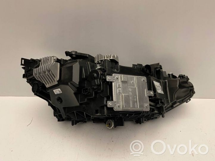 BMW 4 G22 G23 G24 G26 Передняя фара 7495849