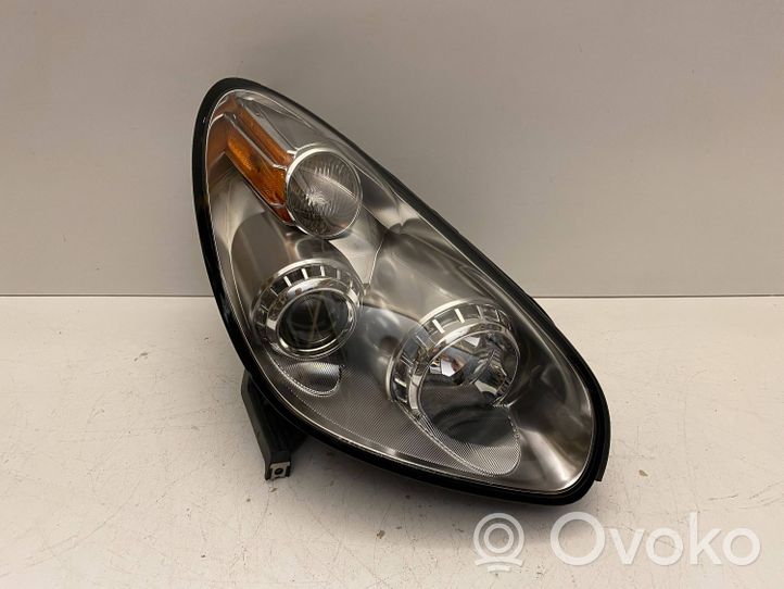 Subaru B9 Tribeca Lampa przednia 1221212