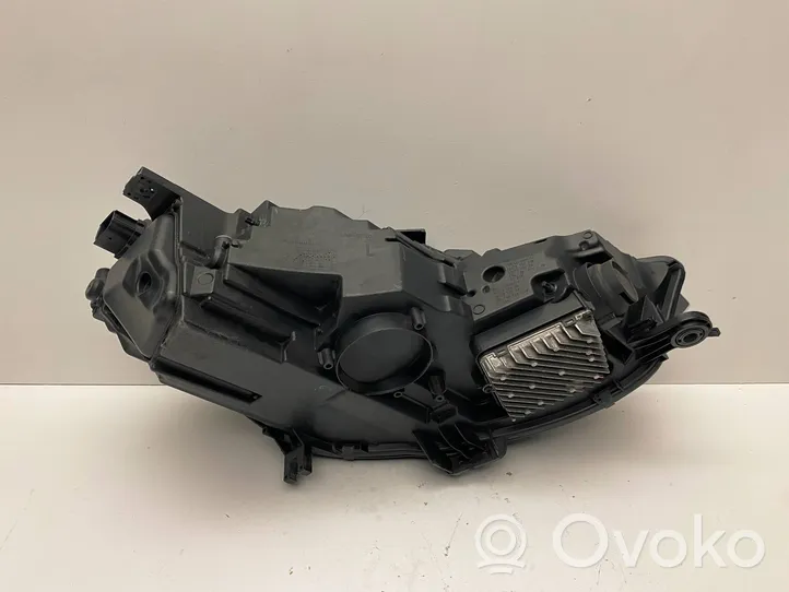 Audi A4 S4 B9 8W Lampa przednia 8W0941033D