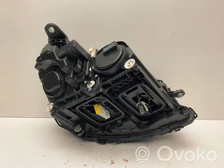Mercedes-Benz E W213 Phare frontale A2139068309