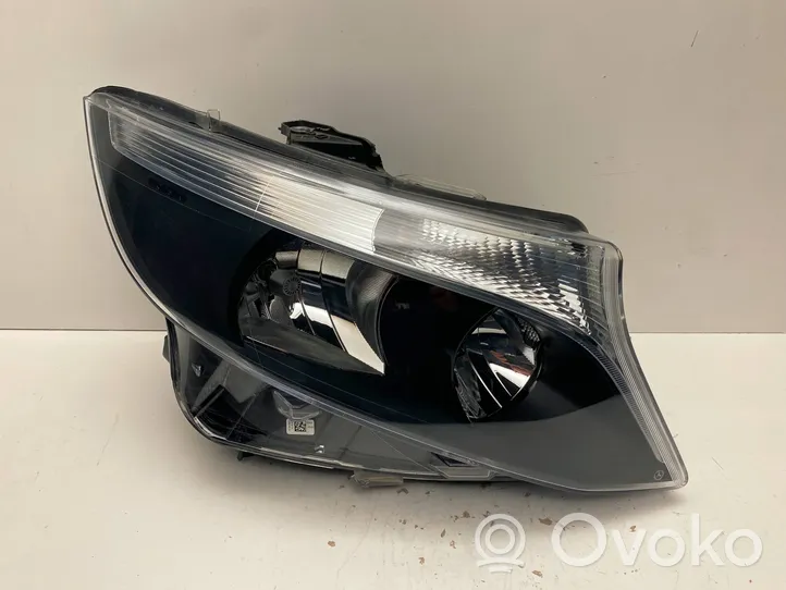 Mercedes-Benz Vito Viano W447 Lampa przednia A4479067800