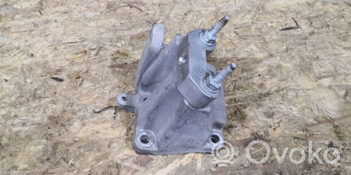 Chrysler Challenger Engine mounting bracket 04726022AB