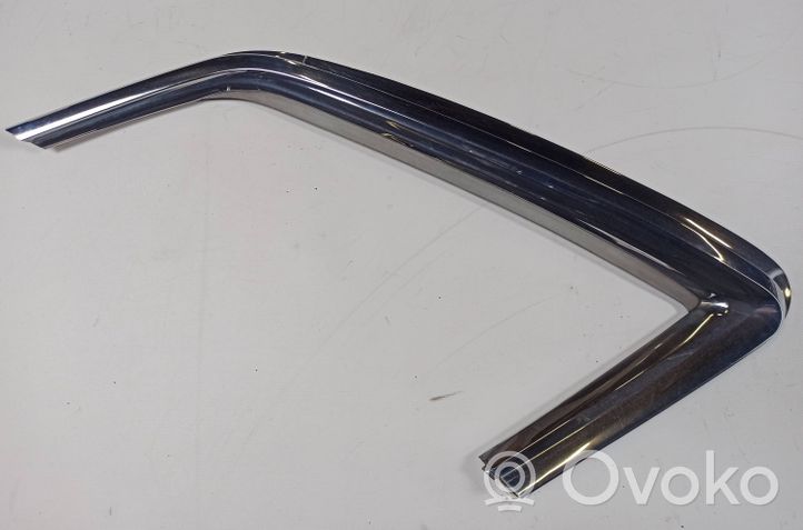 Mercedes-Benz SL R107 Listwa szyby tylnej 1076980189