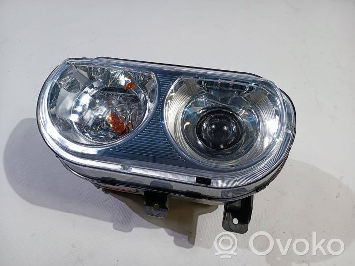 Dodge Challenger Faro/fanale 05028779AB