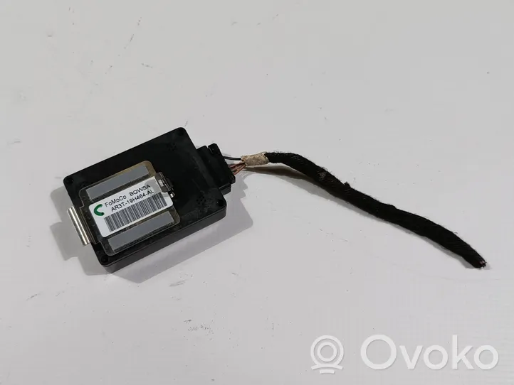 Ford Mustang V GPS Antenne AR3T-19H464-AL