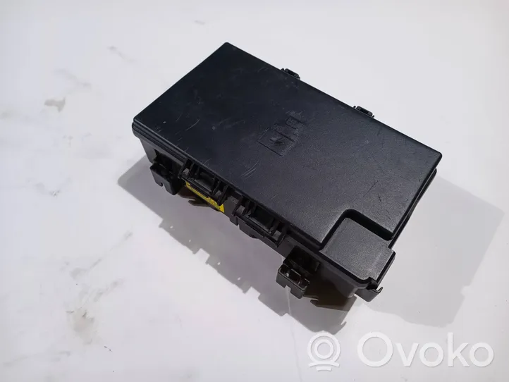 Dodge RAM Fuse box set 68258527