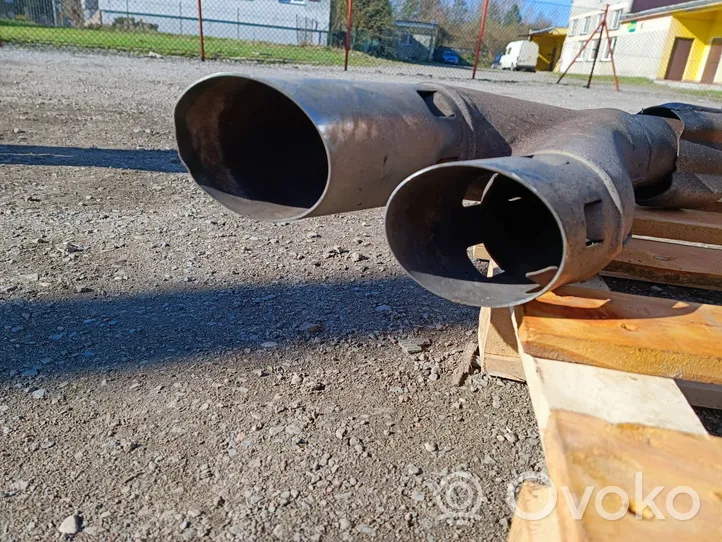 Ford F350 Exhaust gas pipe 