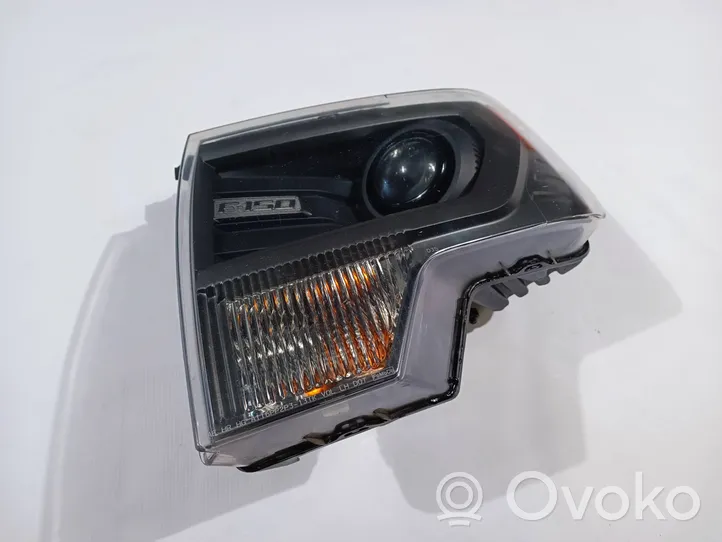 Ford F150 Lampa przednia DL34-13006-B