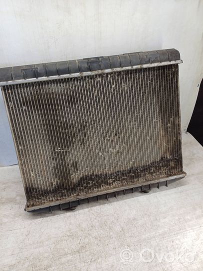 Opel Frontera A Radiateur de refroidissement 