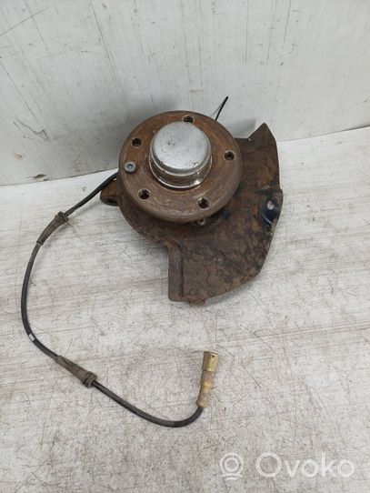 Opel Omega B1 Front wheel hub 