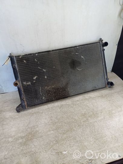 Seat Alhambra (Mk1) Radiateur de refroidissement 