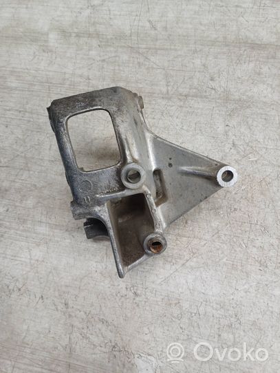 Land Rover Freelander Support de générateur / alternateur 