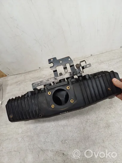 BMW 5 E39 Intake manifold 11611427618