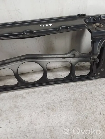 BMW 5 E39 Support de radiateur sur cadre face avant 